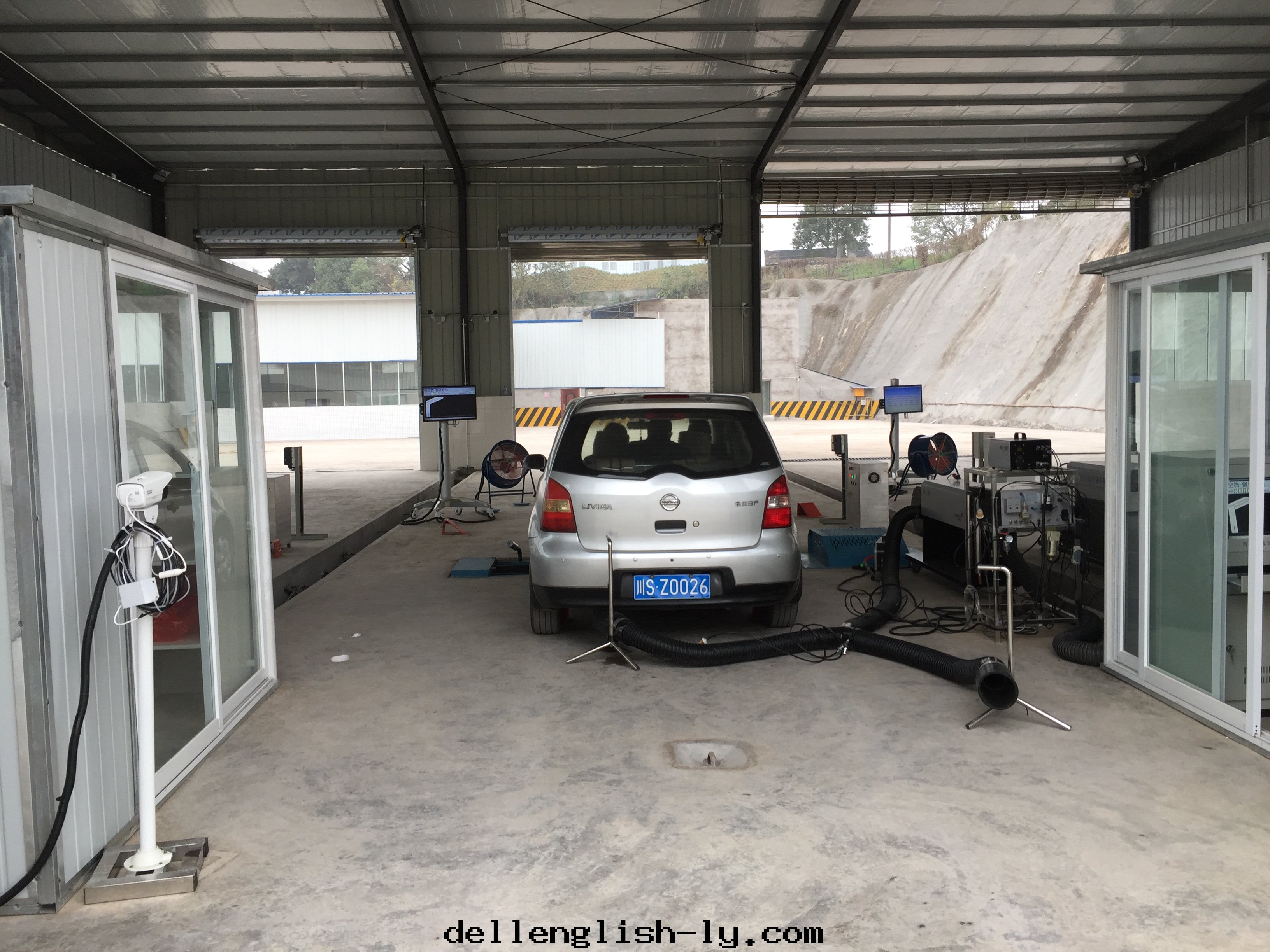 建設中(zhōng)的(de)渠縣(xiàn)蜀運汽車檢測站